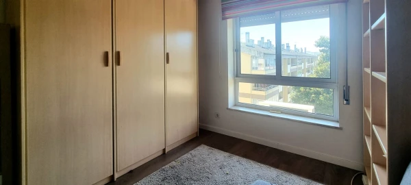 Apartamento T4 para Venda em Santo Antonio dos Olivais