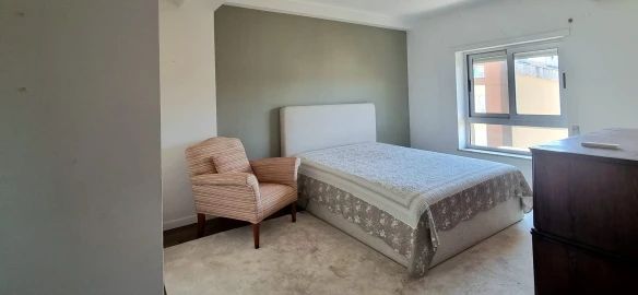 Apartamento T4 para Venda em Santo Antonio dos Olivais
