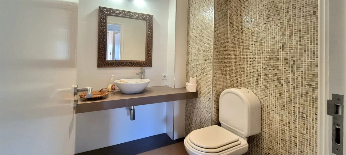 Apartamento T4 para Venda em Santo Antonio dos Olivais Foto 23