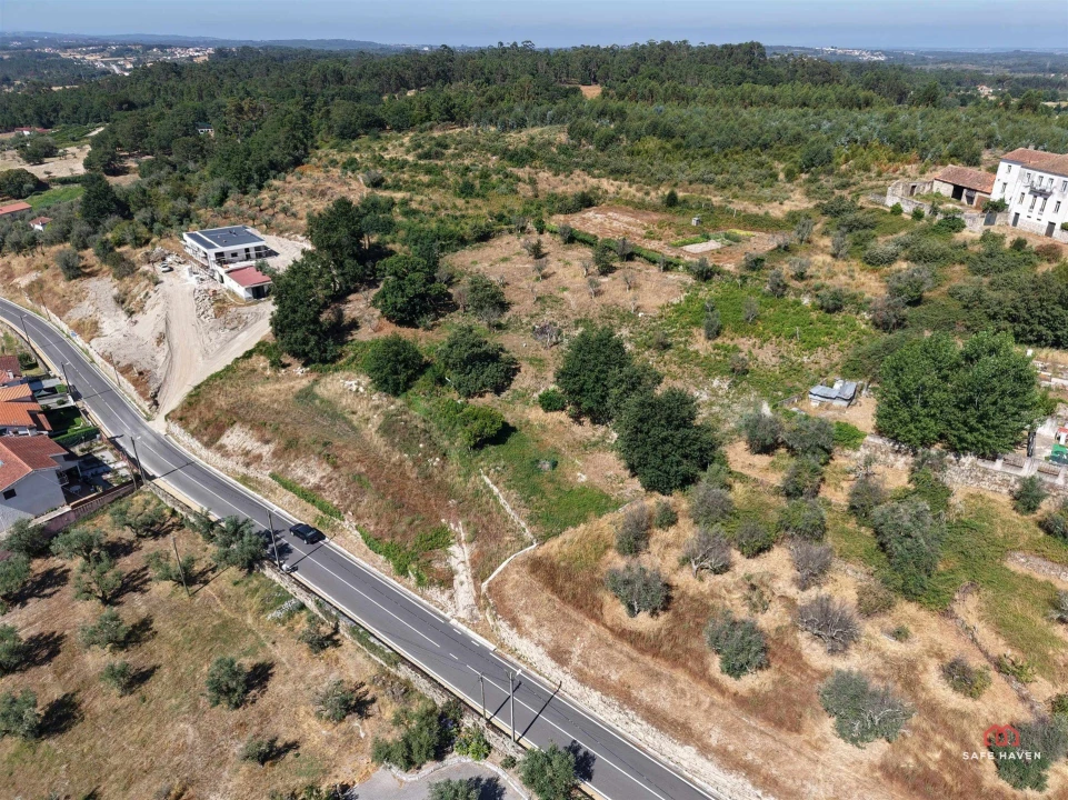 Terreno para Venda em Pinhanços Foto 8