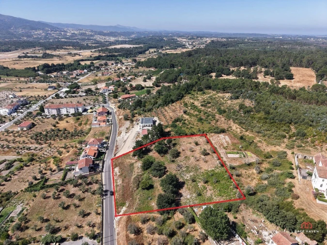 Terreno para Venda em Pinhanços Foto 4