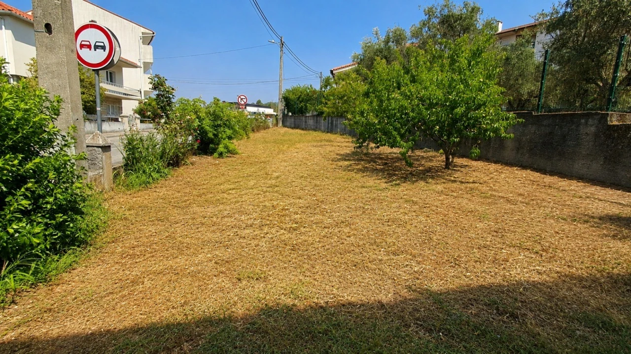 Moradia T3 para Venda em Seia, São Romão e Lapa dos Dinheiros Foto 4