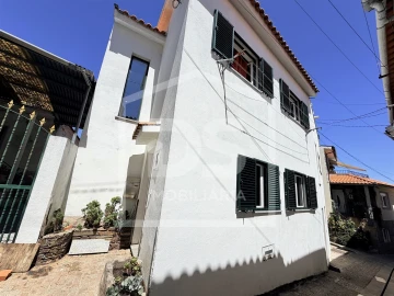Moradia T3 para Venda em Armamar