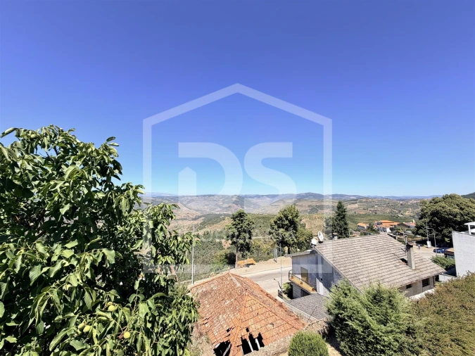 Moradia T3 para Venda em Armamar Foto 5