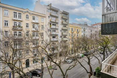 Apartamento T3 para Arrendamento em Avenidas Novas