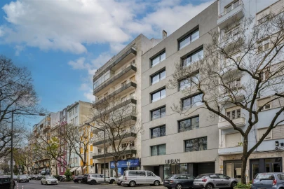 Apartamento T3 para Arrendamento em Avenidas Novas