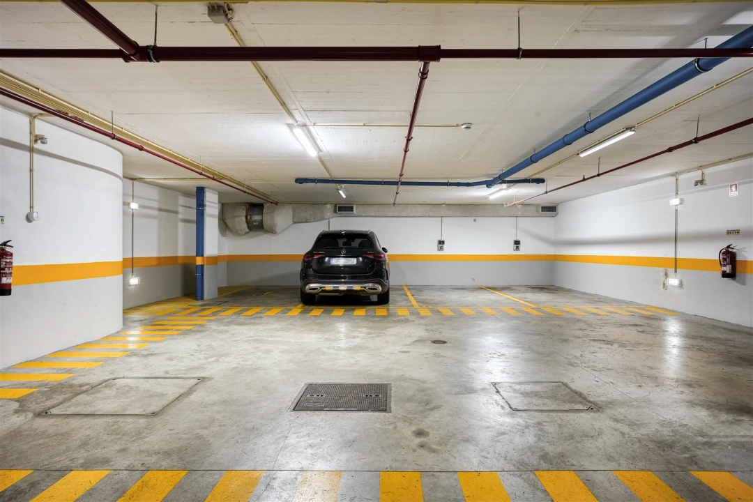 Apartamento T3 para Arrendamento em Avenidas Novas Foto 37