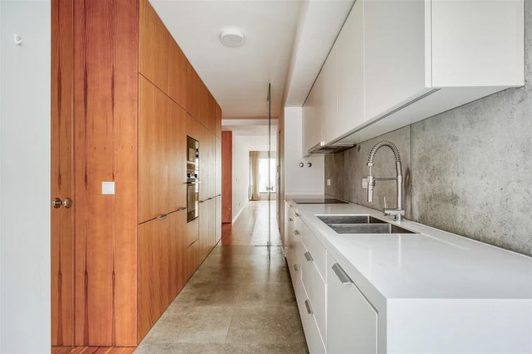Apartamento T3 para Arrendamento em Avenidas Novas Foto 6
