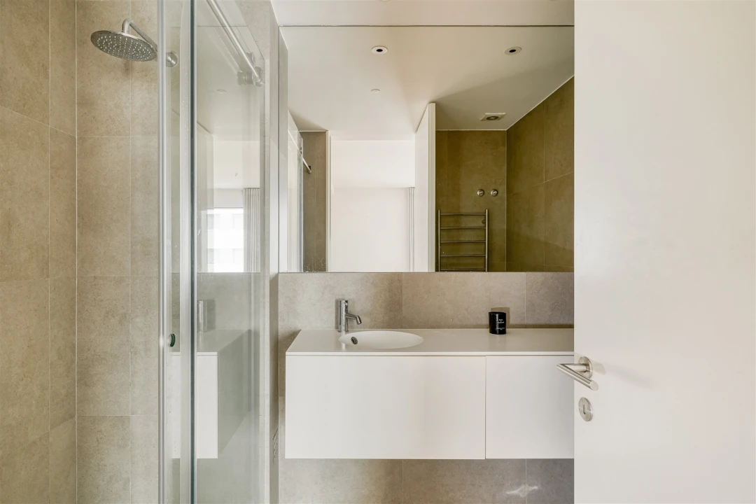 Apartamento T3 para Arrendamento em Avenidas Novas Foto 23