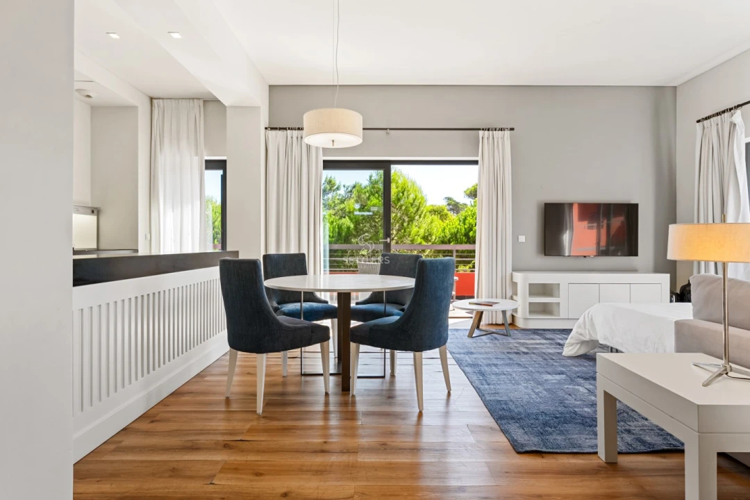 Apartamento T1 para Venda em Cascais e Estoril Foto 1