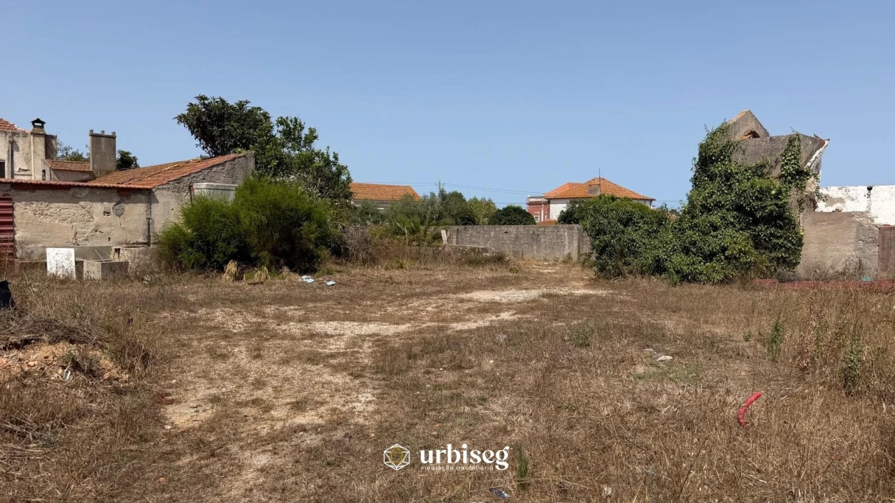 Terreno para Venda em Lavos Foto 14