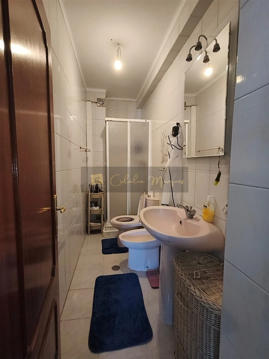 Apartamento T3 para Venda em Viseu Foto 14