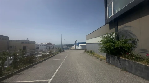 Negócio para Venda em Raiva, Pedorido e Paraíso