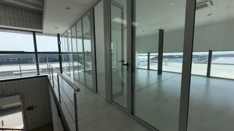 Negócio para Venda em Raiva, Pedorido e Paraíso
