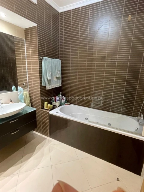 Apartamento T3 para Venda em Olhão