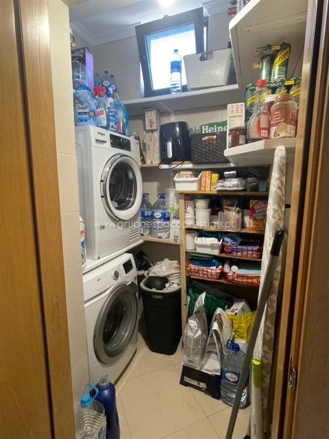 Apartamento T3 para Venda em Olhão
