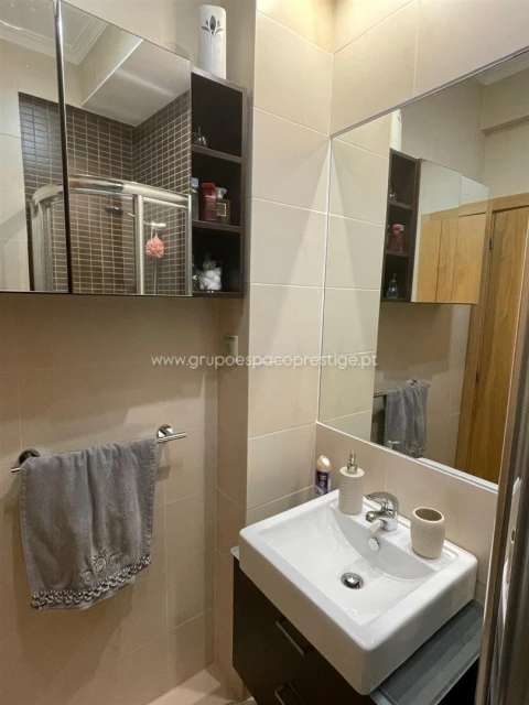 Apartamento T3 para Venda em Olhão