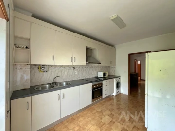 Apartamento T3 para Arrendamento em Viseu