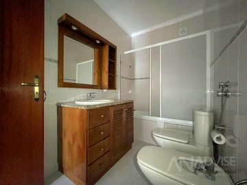 Apartamento T3 para Arrendamento em Viseu