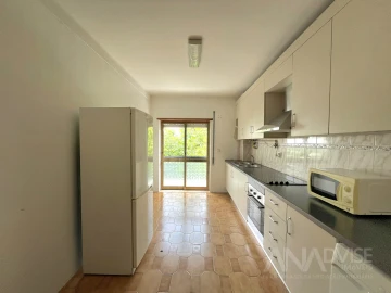Apartamento T3 para Arrendamento em Viseu