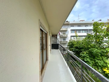 Apartamento T3 para Arrendamento em Viseu