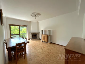 Apartamento T3 para Arrendamento em Viseu