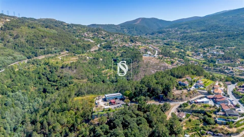 Terreno para Venda em Aboadela, Sanche e Várzea