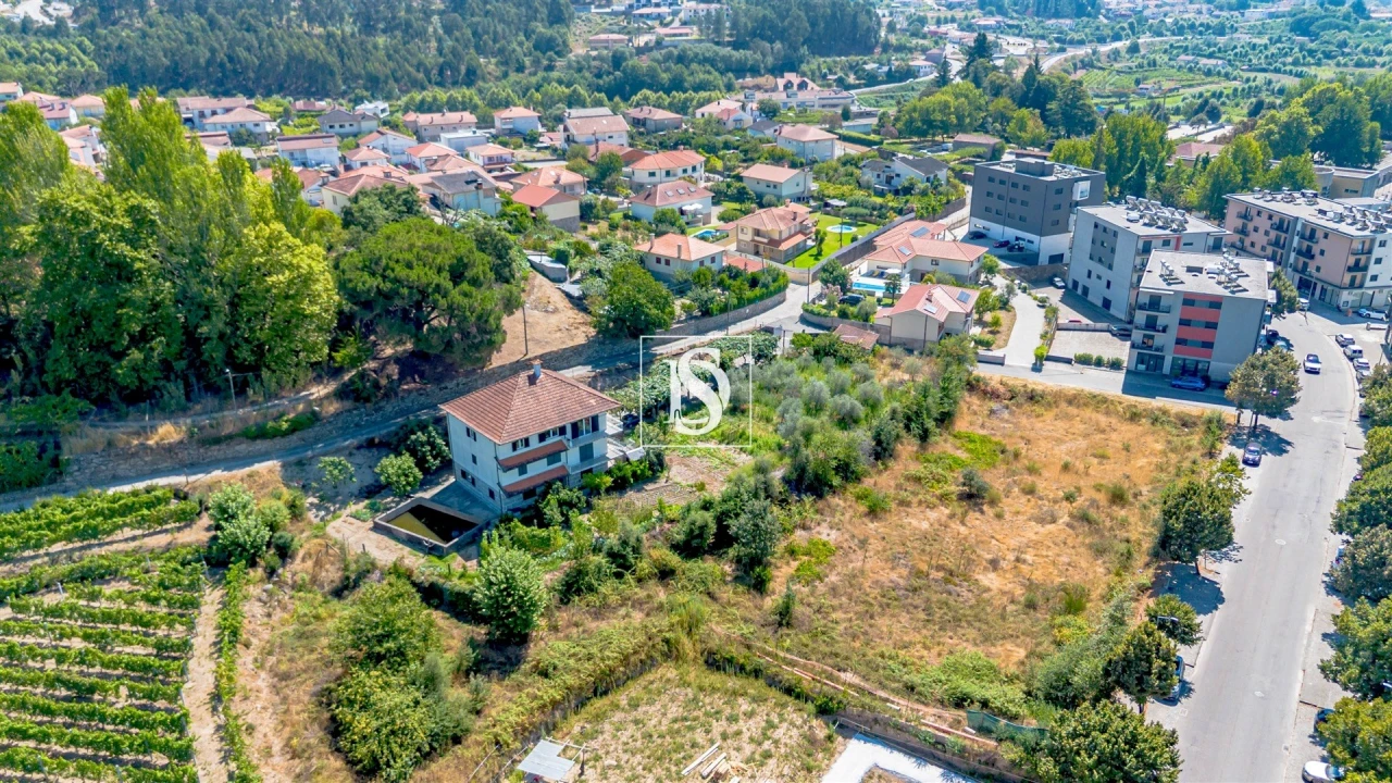 Moradia T3 para Venda em Britelo, Gémeos e Ourilhe Foto 1