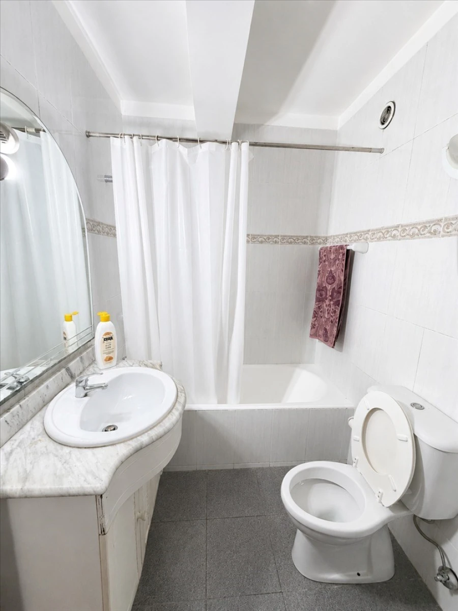 Apartamento T2 para Venda em Ramalde Foto 10