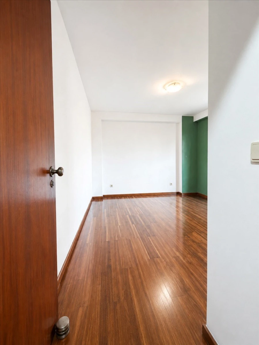 Apartamento T2 para Venda em Ramalde Foto 14