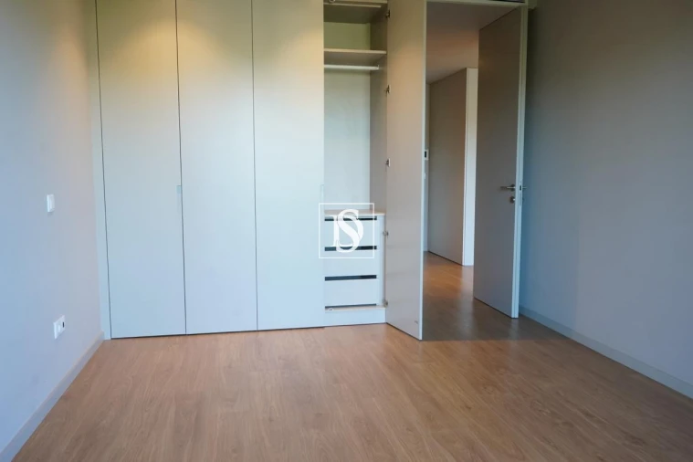 Apartamento T1 para Arrendamento em Barcelos, V.Boa, V.Frescainha Foto 7