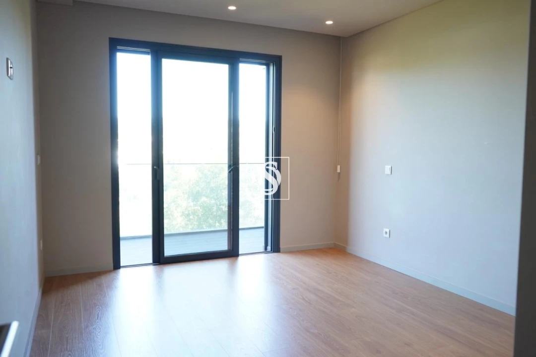 Apartamento T1 para Arrendamento em Barcelos, V.Boa, V.Frescainha Foto 9