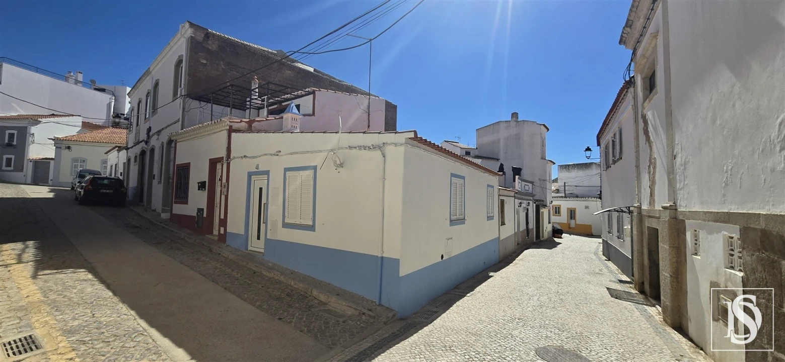 Moradia T1 para Venda em Lagoa e Carvoeiro Foto 1
