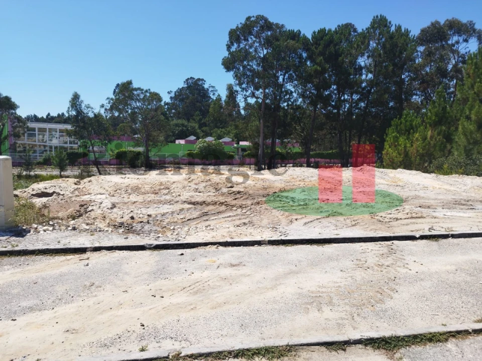Terreno para Venda em Rio Maior Foto 1