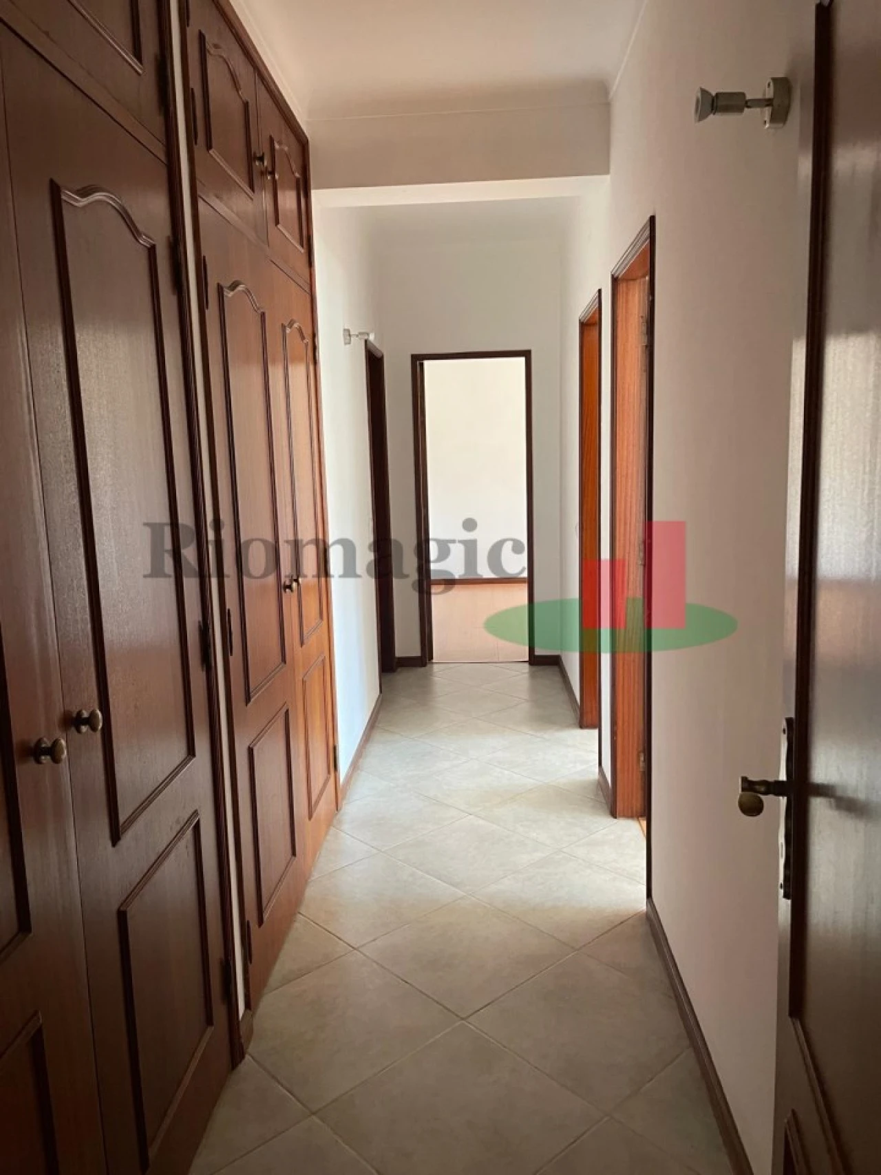 Quarto para Arrendamento em Rio Maior Foto 5