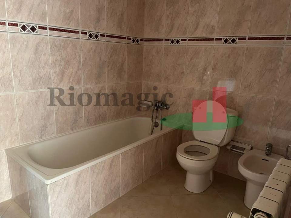 Quarto para Arrendamento em Rio Maior Foto 4