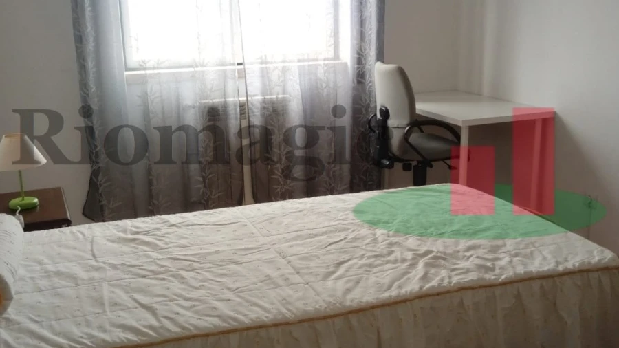 Quarto para Arrendamento em Rio Maior