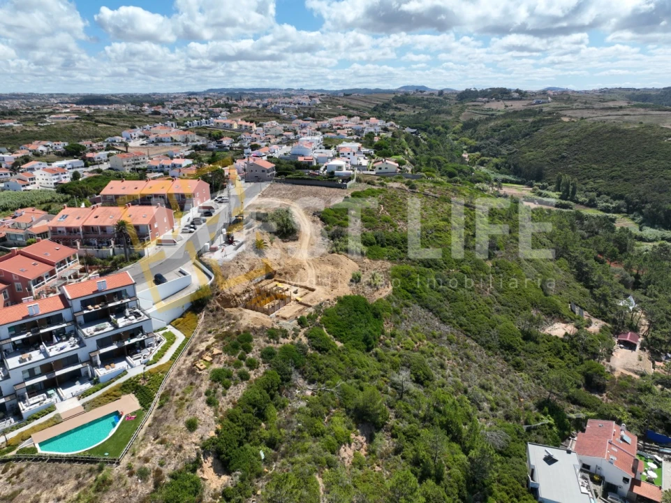 Moradia T3 para Venda em Carvoeira Foto 20