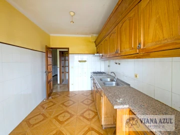 Apartamento T3 para Venda em Darque