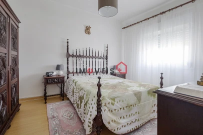 Moradia T4 para Venda em Marrazes e Barosa