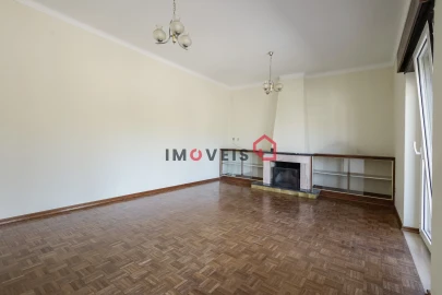 Moradia T3 para Venda em Arrabal