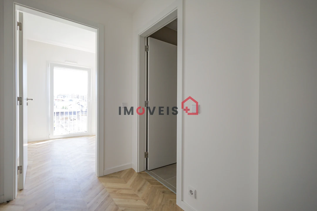 Apartamento T1 para Venda em Leiria, Pousos, Barreira e Cortes Foto 5