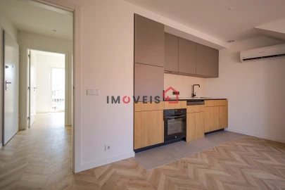 Apartamento T1 para Venda em Leiria, Pousos, Barreira e Cortes