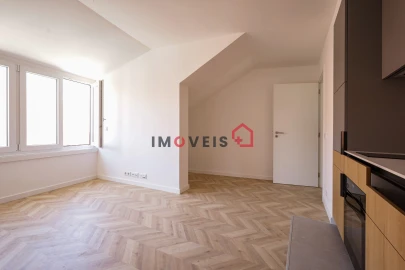 Apartamento T1 para Venda em Leiria, Pousos, Barreira e Cortes
