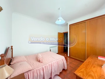 Moradia T4 para Venda em Benavente