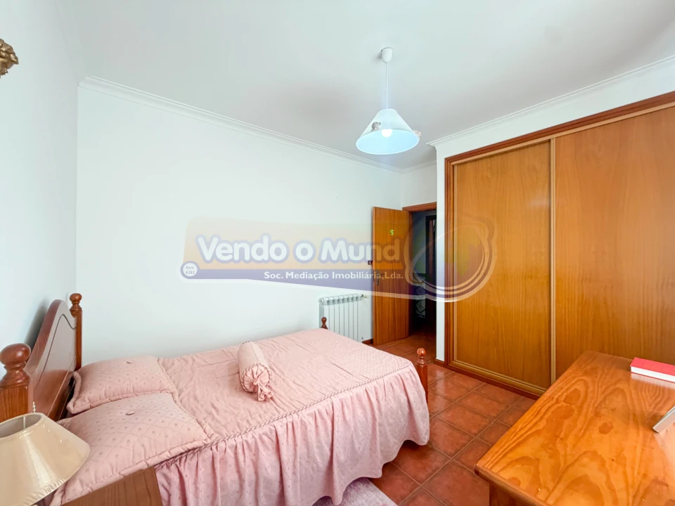 Moradia T4 para Venda em Benavente Foto 19