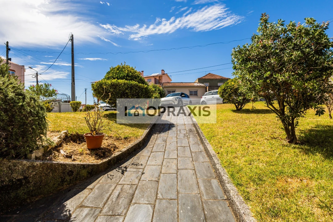 Apartamento T1 para Venda em Leiria, Pousos, Barreira e Cortes Foto 15
