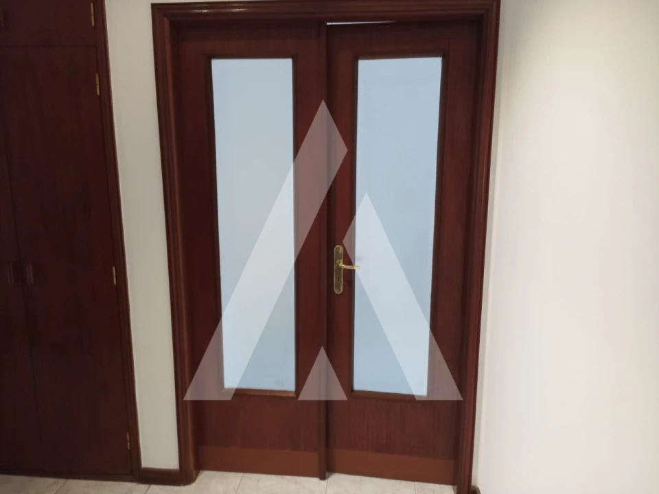 Apartamento T3 para Arrendamento em Santa Maria Maior e Monserrate e Meadela Foto 7