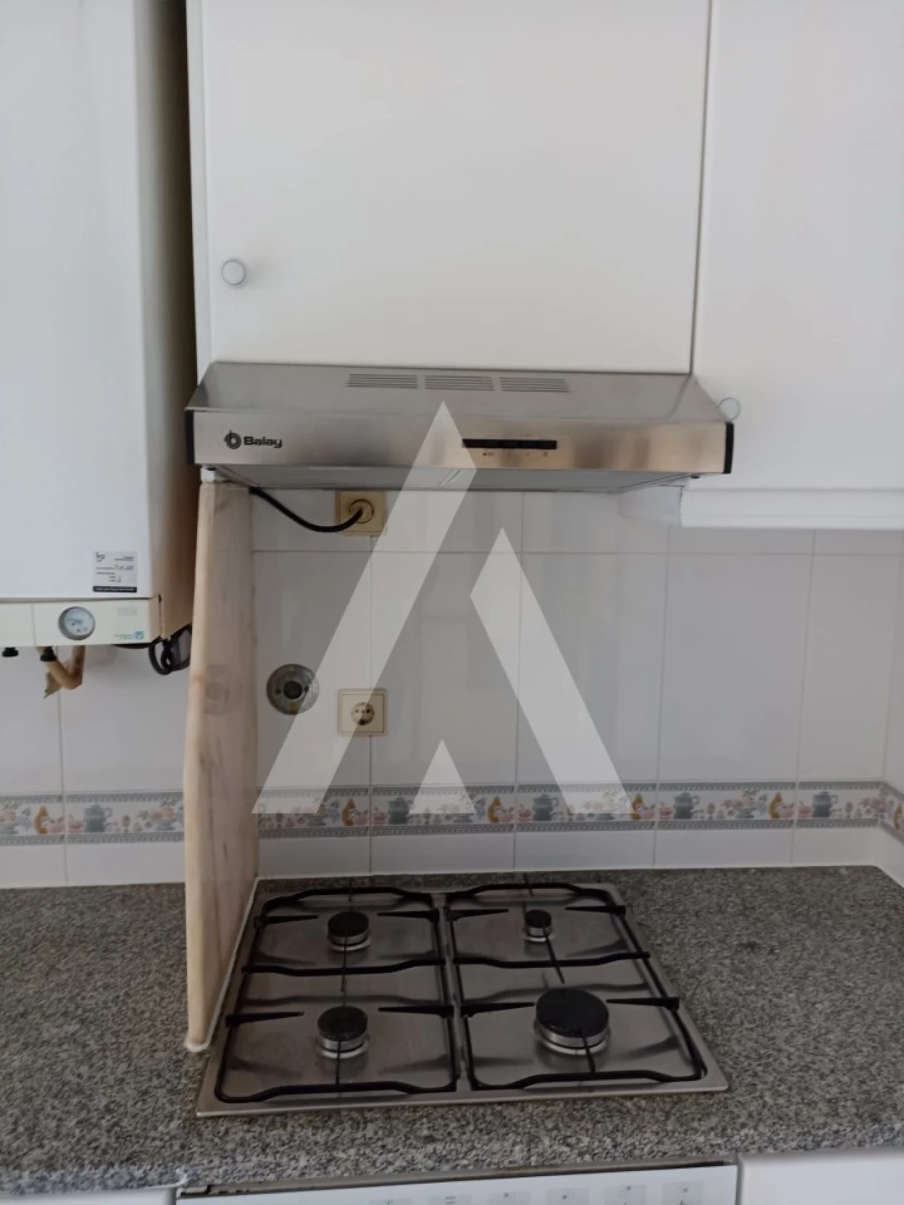 Apartamento T3 para Arrendamento em Santa Maria Maior e Monserrate e Meadela Foto 12