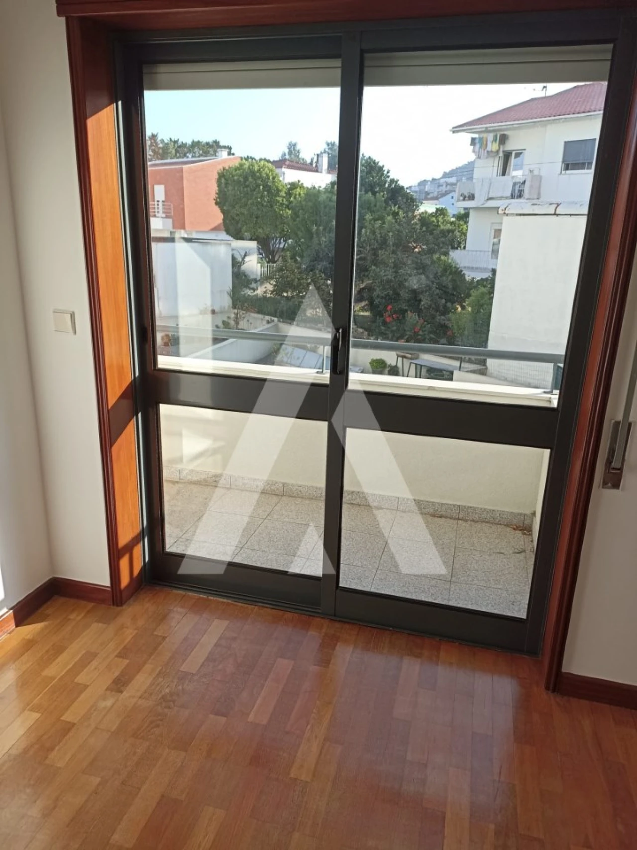 Apartamento T3 para Arrendamento em Santa Maria Maior e Monserrate e Meadela Foto 18
